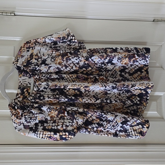 WORTHINGTON BRAND WOMEN'S PURPLE & WHITE SHORT SLEEVE BLOUSE SIZE XL - Picture 2 of 14